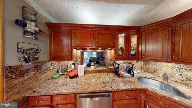 Building Photo - 3 Fillmore Pl