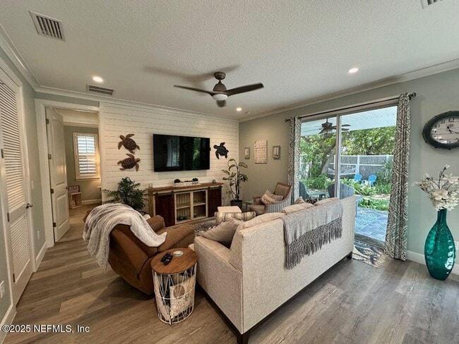 Building Photo - 80 Oceanview Dr