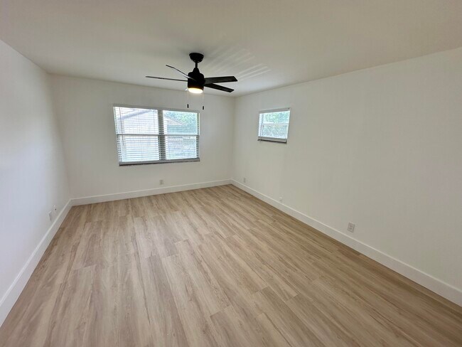 Building Photo - 2755 W Atlantic Ave