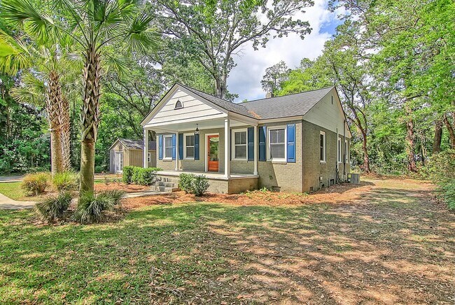Building Photo - 1724 Pearlott St