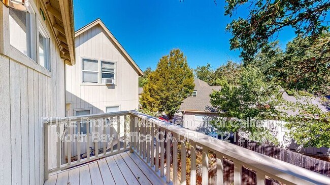 Building Photo - 1220 Hidden Creek Pl