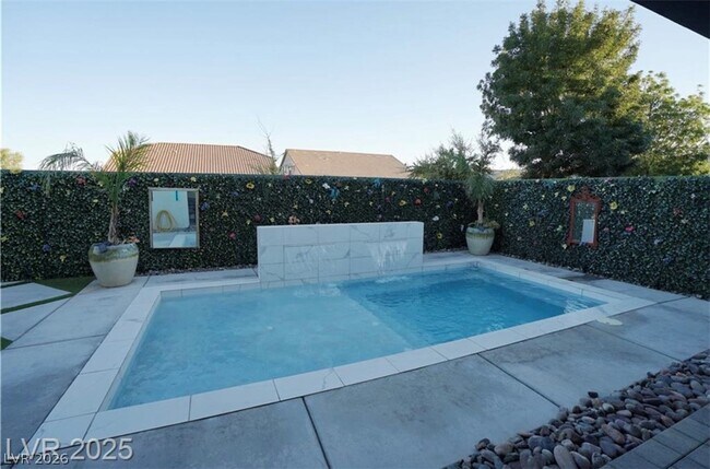 Building Photo - 9239 Beltana Ct