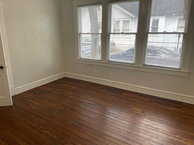 Building Photo - 2707 Trice Ave