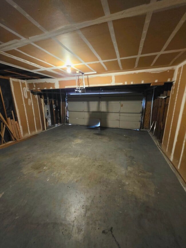 Building Photo - 4718 SW 314th Pl