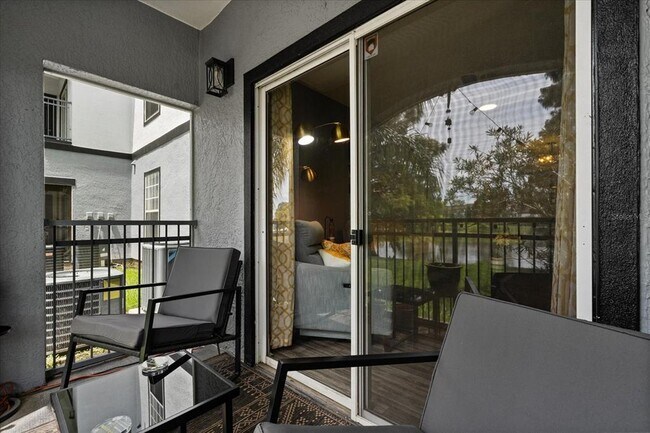 Building Photo - 3714 Palm Desert Ln