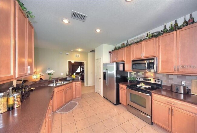 Building Photo - 11355 Flora Springs Dr