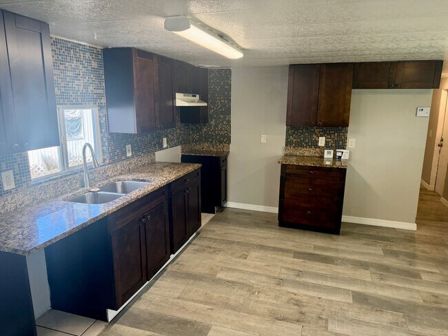 Building Photo - 7213 Harney Rd