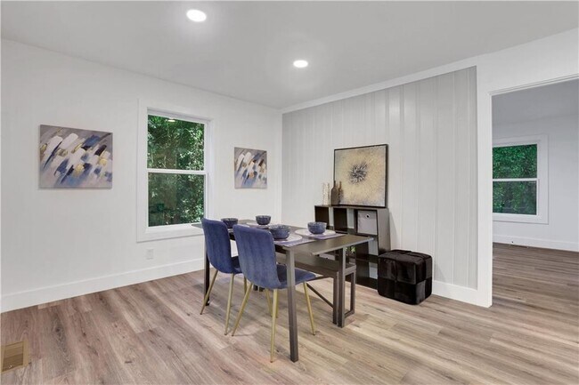 Building Photo - 2466 Old Hapeville Rd SW