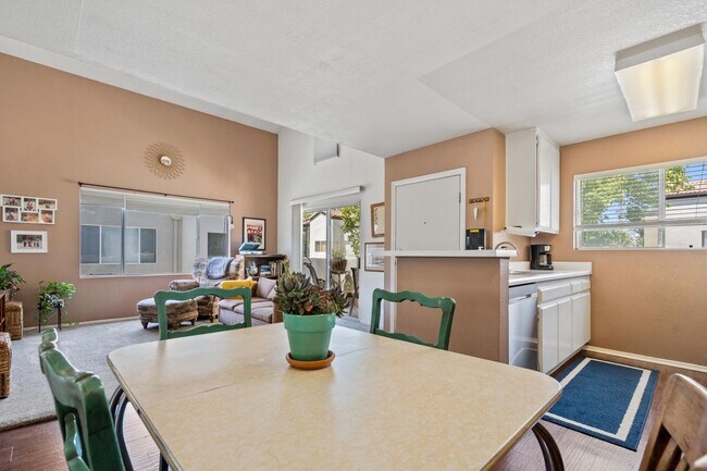 Building Photo - 21305 Nandina Ln