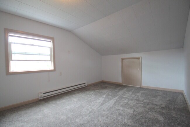 Building Photo - 4518 S 11th St