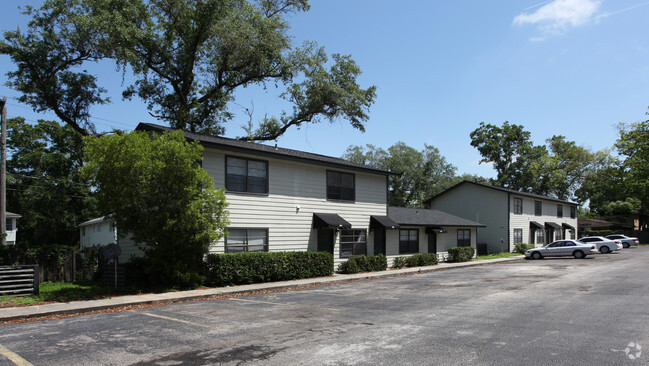 Primary Photo - Cypress Apartments