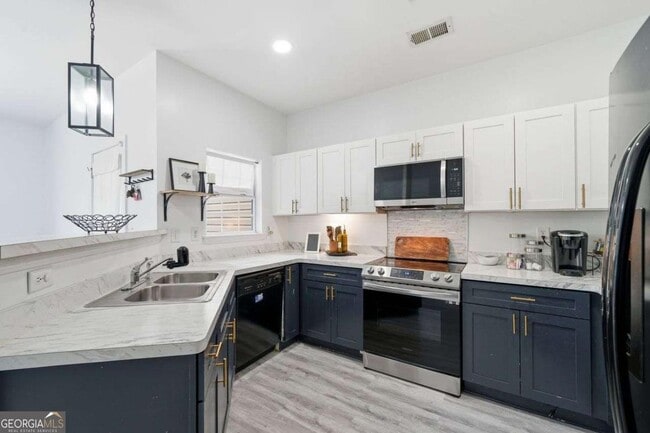 Building Photo - 166 Odyssey Dr NW