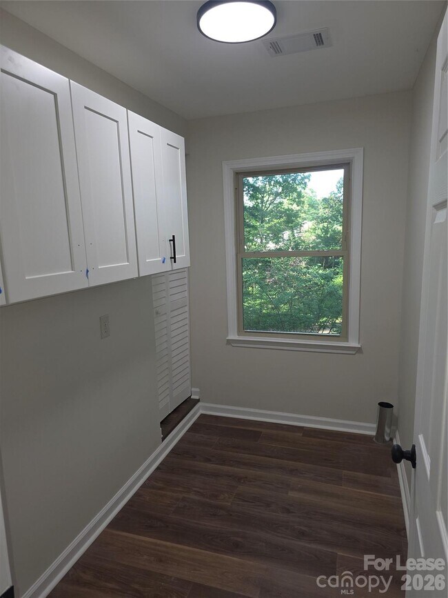 Building Photo - 5710 Unionville Rd