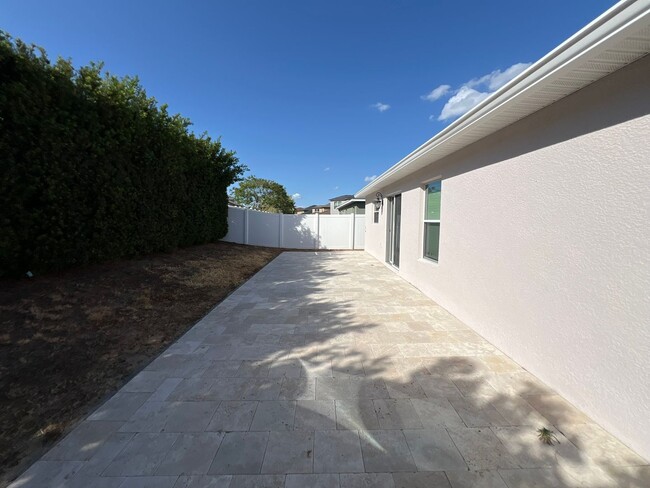 Building Photo - The perfect House for rent in Clermont!