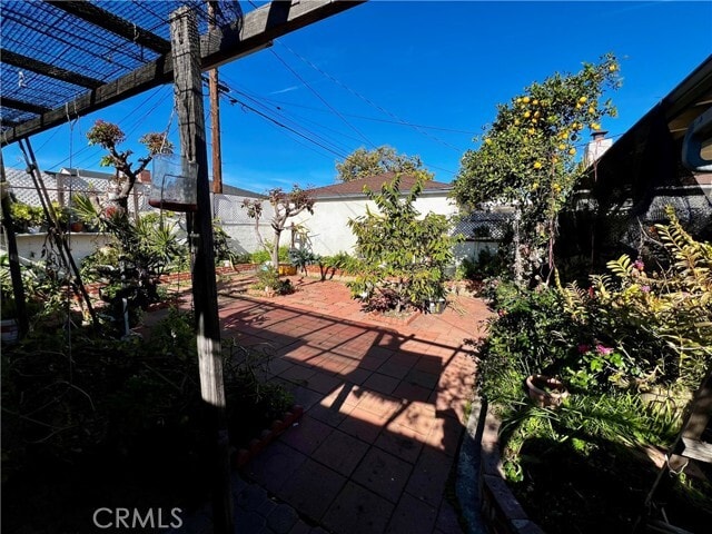 Building Photo - 1029 S El Molino St