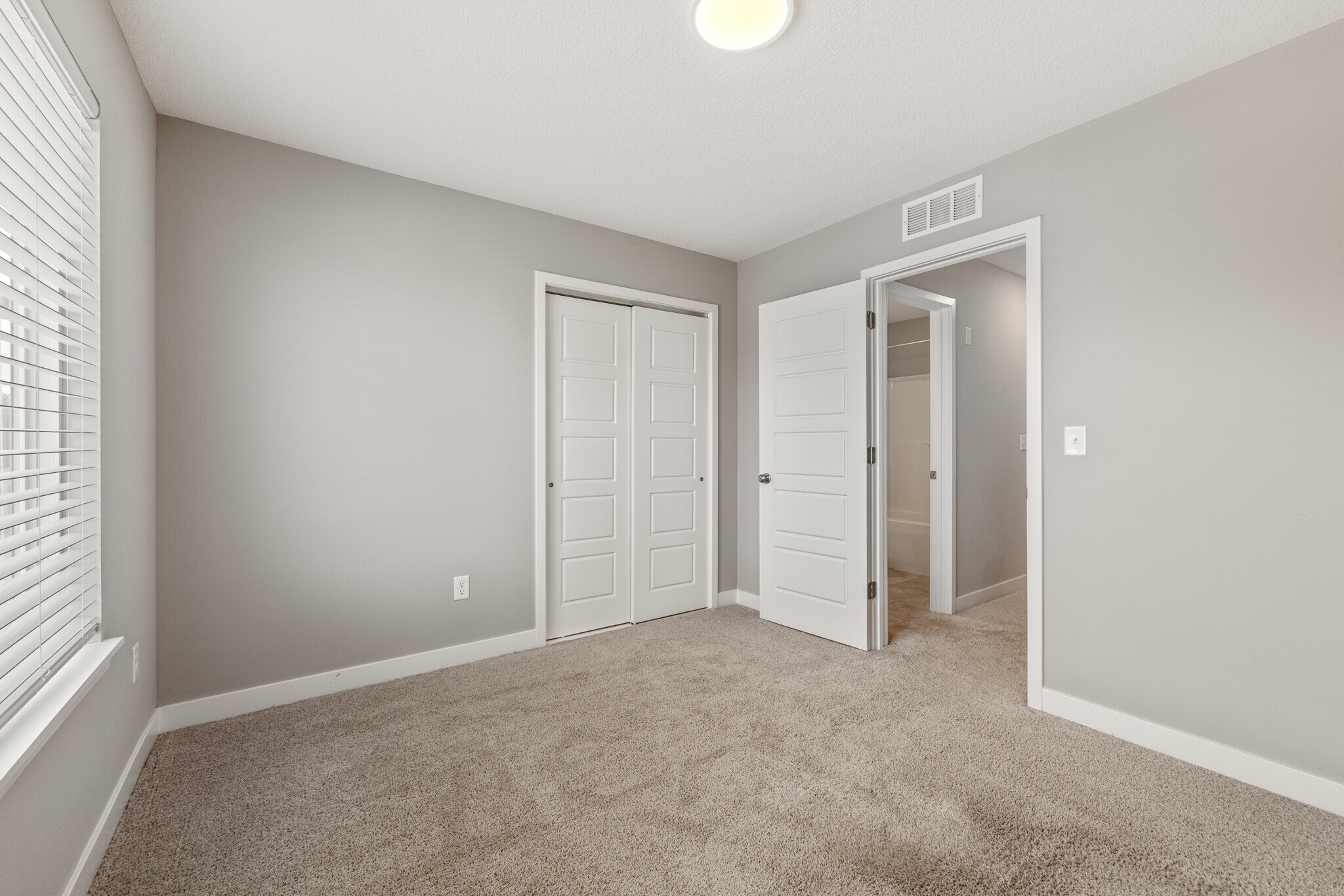 BR2 - 13305 W 180th St