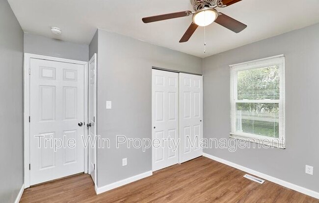 Building Photo - 1661 Rishon Hill Dr