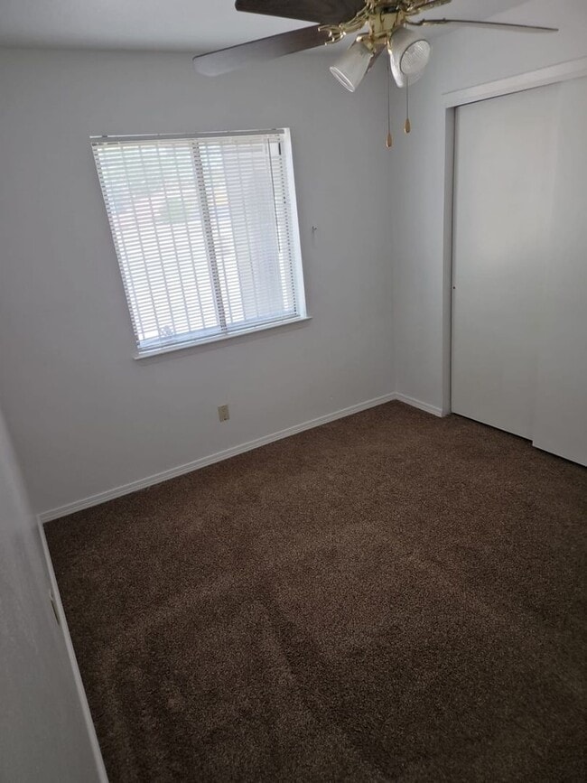 Building Photo - HOME FOR RENT IN ANTHONY TEXAS