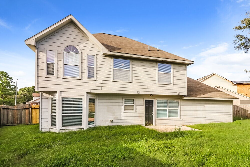 Building Photo - 20415 Blue Beech Dr
