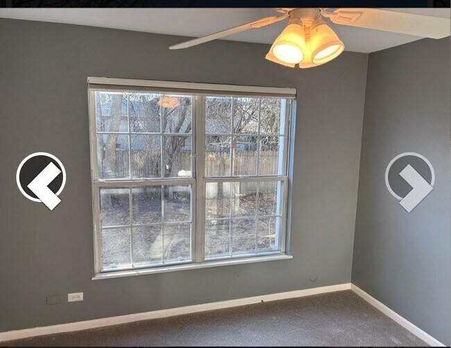 Building Photo - 5S530 Paxton Dr