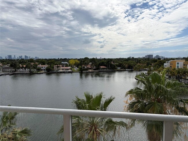 Building Photo - 5900 Collins Ave