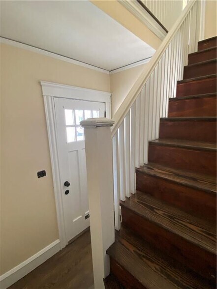 Building Photo - 130 Wollaston St