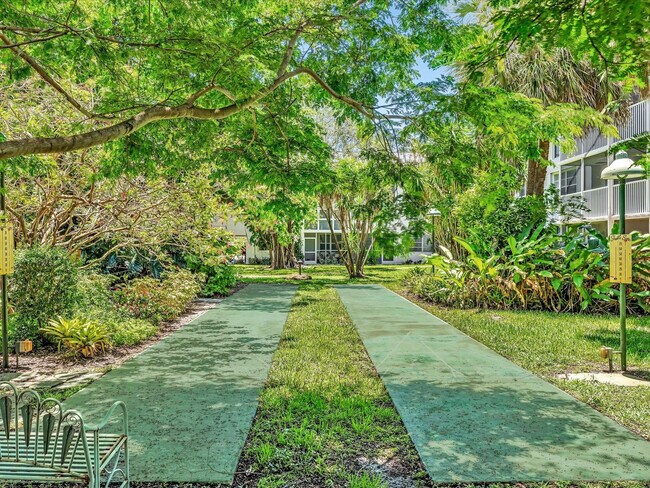 Building Photo - 4025 N Federal Hwy