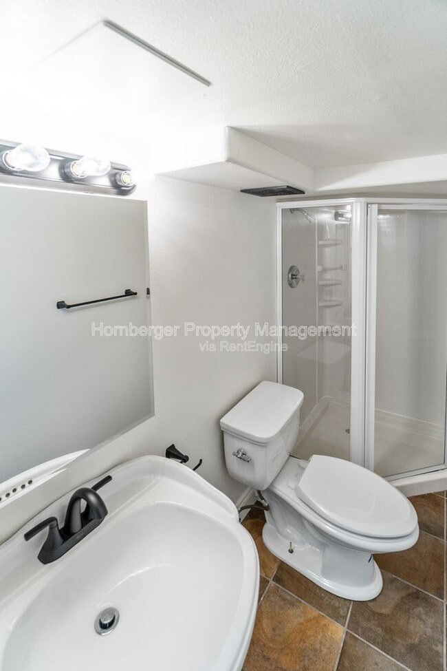 Building Photo - 4614 N Whitehouse St