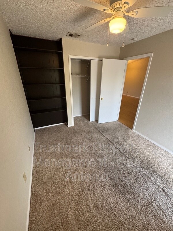 Building Photo - 4119 Castlewood