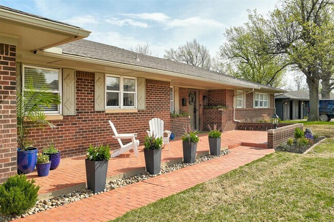 Building Photo - 3127 NW 69th St