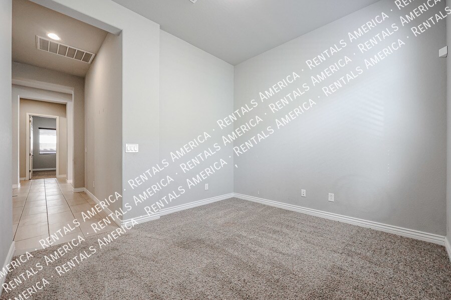 Building Photo - 8544 W Midway Ave