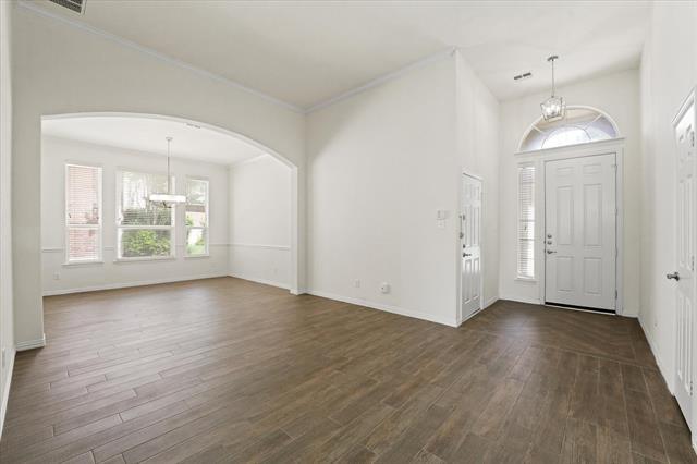 Building Photo - 8908 Red Oaks Dr