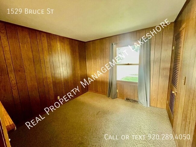 Building Photo - 1529 Bruce St