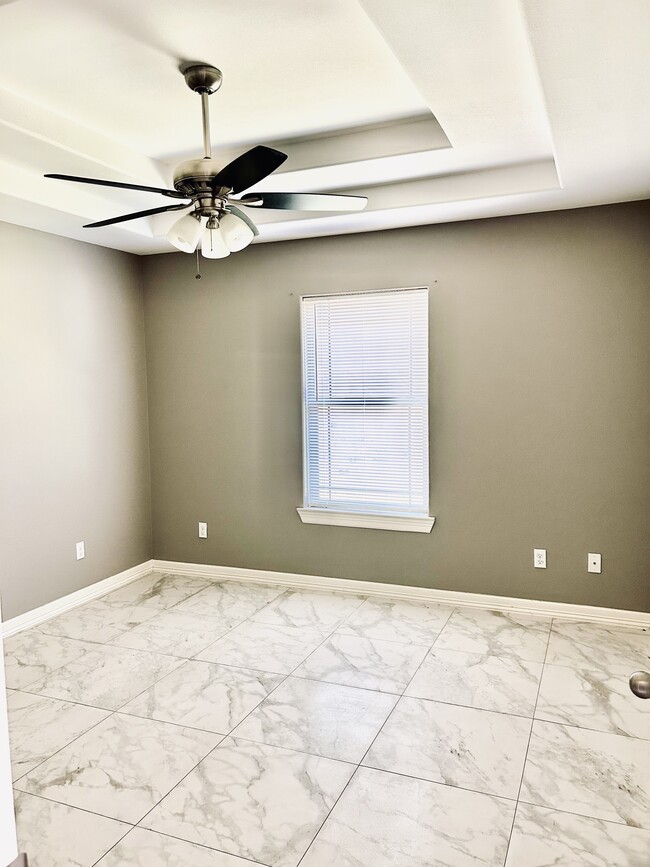 Building Photo - 1514 River Bend Dr