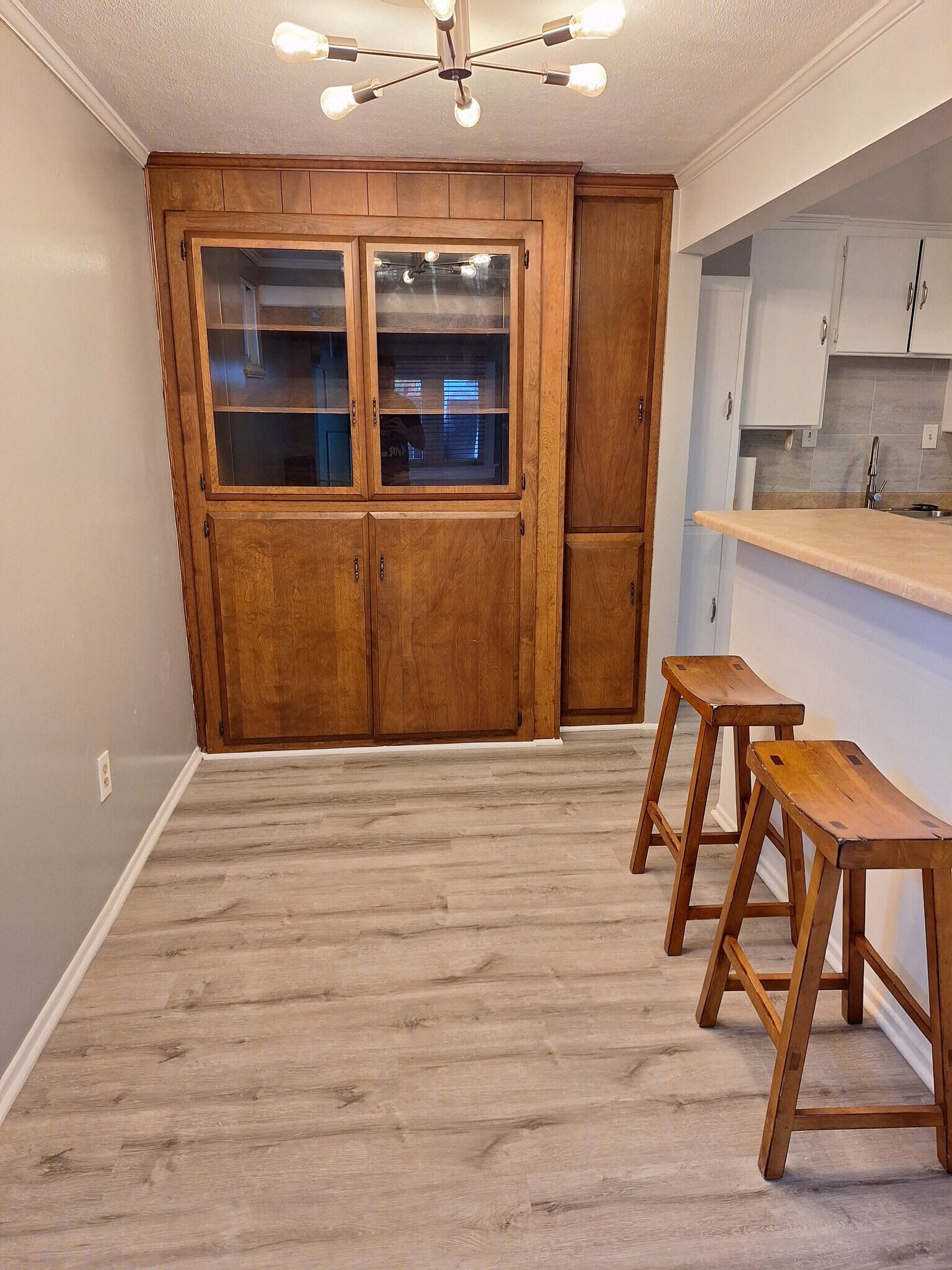 Dining Area - 820 Beryl St