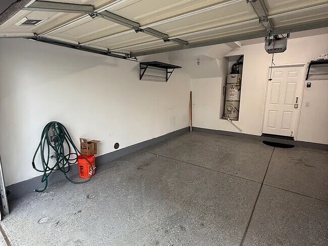 Building Photo - 2696 Escala Cir