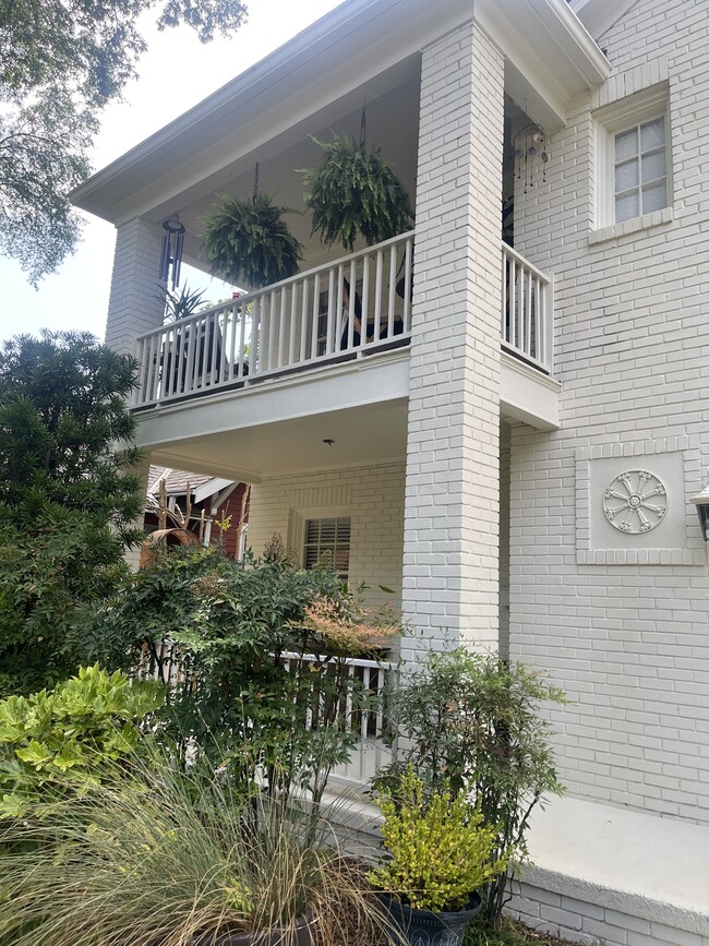 upstairs porch - 541 Lamar Ave