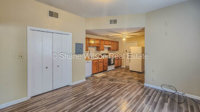 Building Photo - "Cozy Retreat in Chattanooga!"