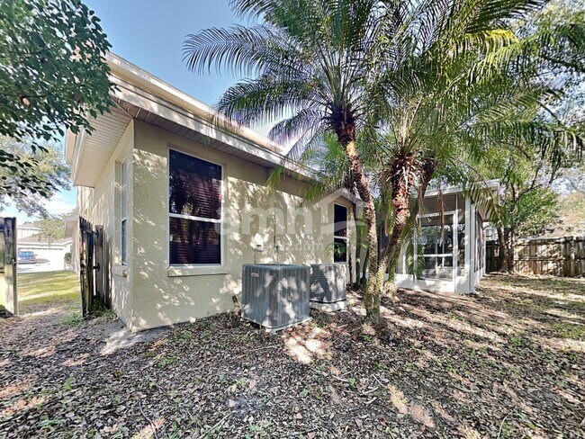 Building Photo - 5018 Sky Blue Dr