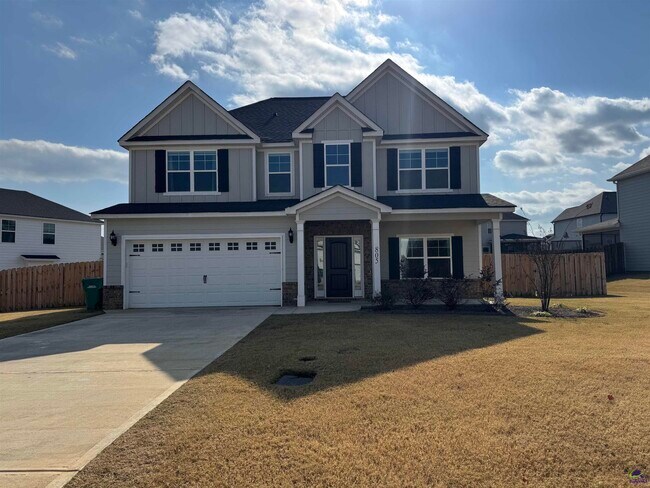 Building Photo - 805 Harley Farms Dr