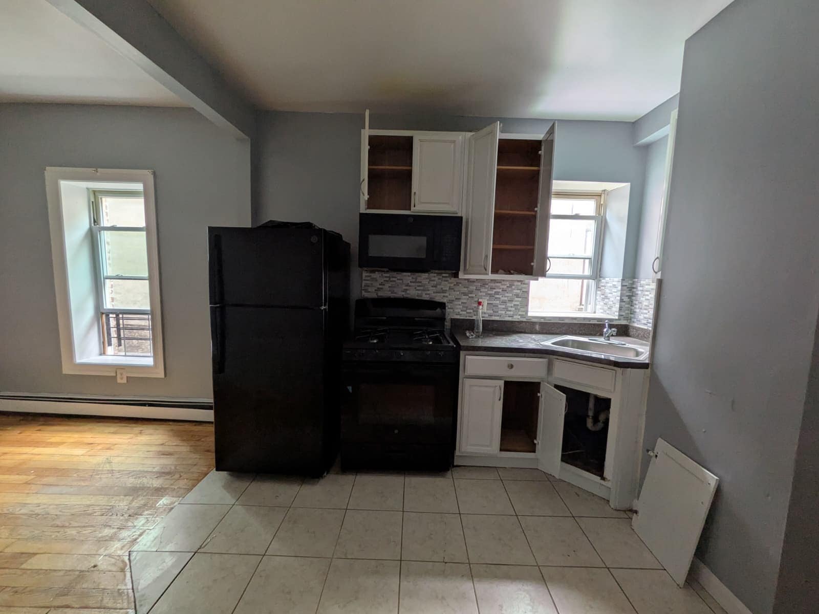 Building Photo - 552 Avenue C