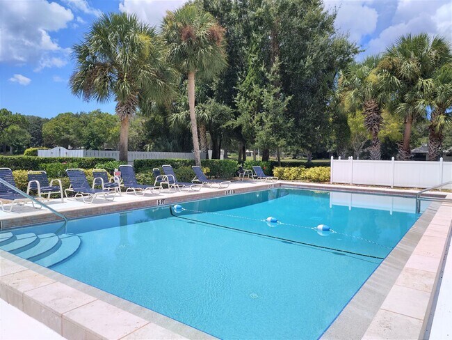 Building Photo - Seasonal Short-Term 2 Bedroom 2 Bathroom Villa at Augusta Villas in Plantation!