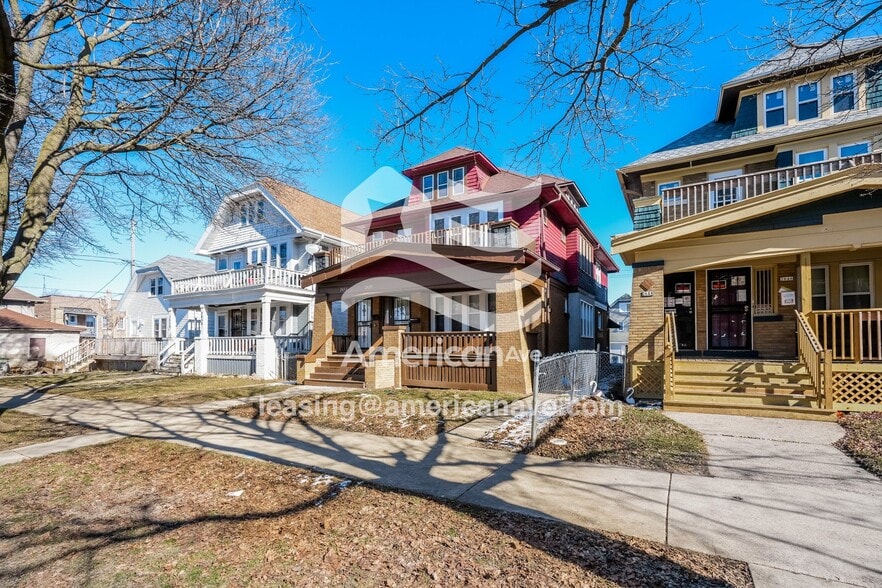 Building Photo - 2650#2652 North 50th Street, 53210; #1593339 - 1593339