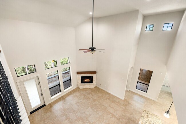 Building Photo - 32 Evangeline Blvd