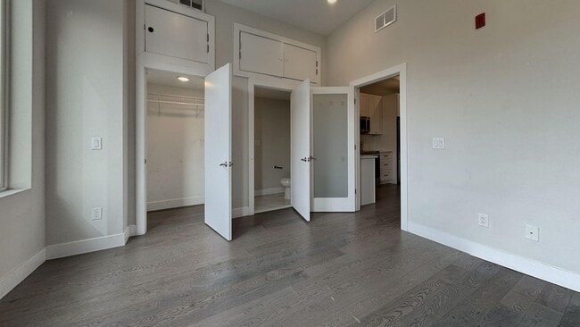 Building Photo - 1415 N 8th St