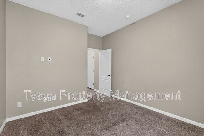 Building Photo - 8727 Placitas Roca Rd