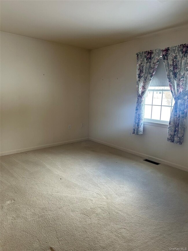 Building Photo - 2 Scism Cir