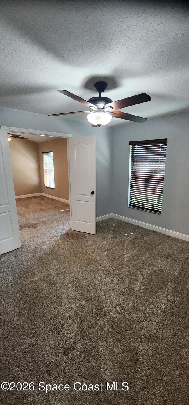 Building Photo - 428 Heathrow Cir
