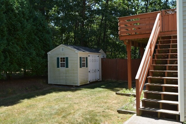 Building Photo - 55 Arrowwood Dr