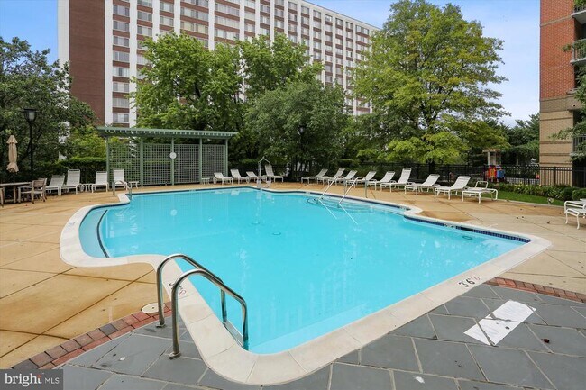 Building Photo - 11700 Old Georgetown Rd